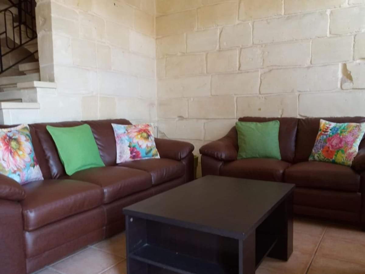 Entire Senglea Seaview Town House Villa Buitenkant foto